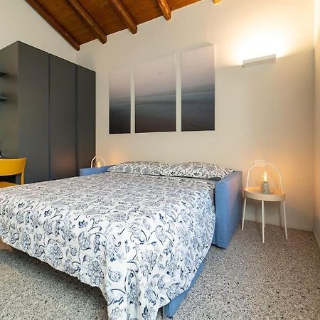 Moderno Appartamento A 200 Metri Dal Duomo Côme Esterno foto