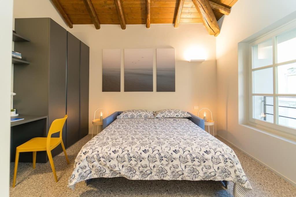 Moderno Appartamento A 200 Metri Dal Duomo Côme Esterno foto
